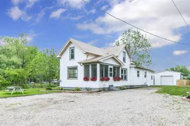 Main picture of 29 Lavoy Rd