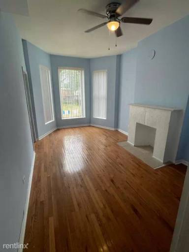 Main picture of 735 W 61st St