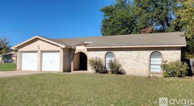 Main picture of 1401 Augusta Rd