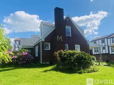 Main picture of 1302 Riddle Ave