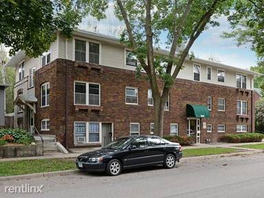 Main picture of 108 Pierce St N