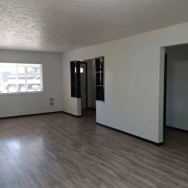 Main picture of 362 N 2nd St