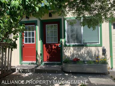 Main picture of 2212 Humboldt St