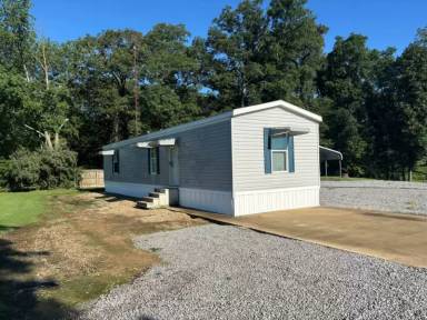 Main picture of 401 Middleton St