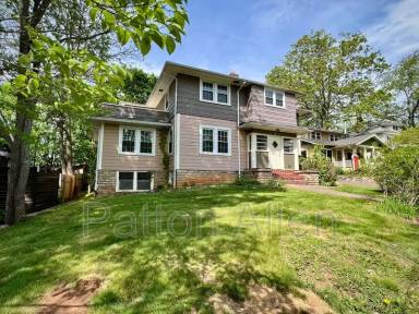 Main picture of 24 Majestic Ave