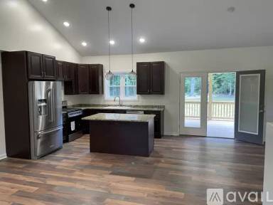 Main picture of 120 Long Beach Blvd
