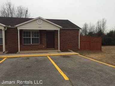 Main picture of 1808 S 18th Pl