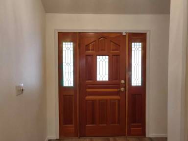 Main picture of 2937 NE Lotno Dr