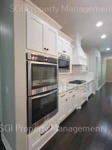 Main picture of 14484 Carlos St