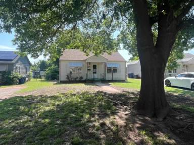 Main picture of 1409 S 20th St