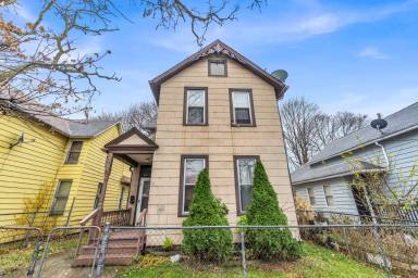 Main picture of 7107 Hague Ave