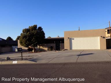 Main picture of 517 Monte Alto Pl NE