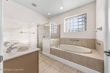Main picture of 44 Sorrento Ct