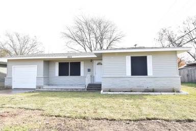 Main picture of 1823 S 49th St