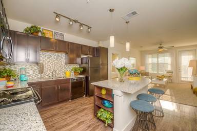 Main picture of 5630 Landmark Pkwy