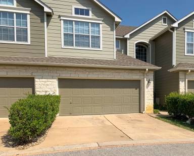 Main picture of 2632 Century Park Blvd