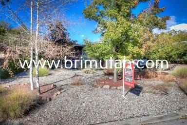 Main picture of 1233 E Sherman Ave