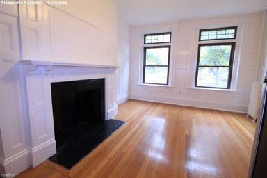 Main picture of 1803-23 Beacon St