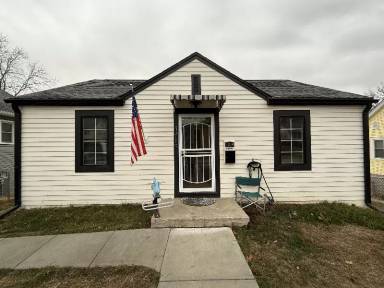 Main picture of 4919 Hickory St