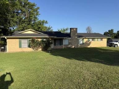 Main picture of 129 Missouri St