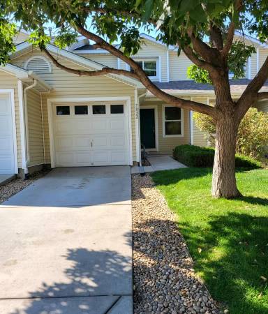 Main picture of 7842 S Kittredge Cir