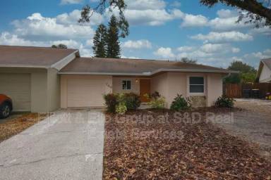 Main picture of 746 Highland Gardens Ln