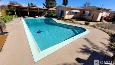 Main picture of 6751 Burgundy St