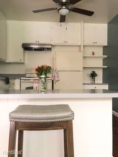 Main picture of Vista Capri Apartments