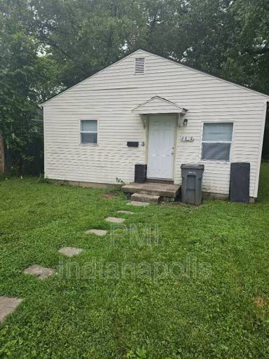 Main picture of 2818 N Dearborn St