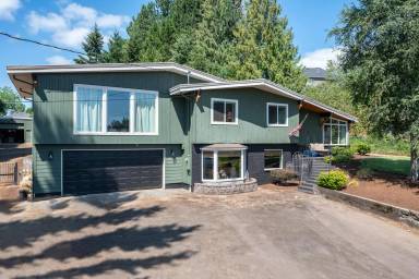 Main picture of 5415 Sunnyside Rd SE