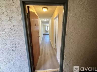 Main picture of 16226 Vanowen St