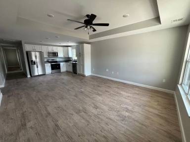 Main picture of 1616 Hill Valley Dr