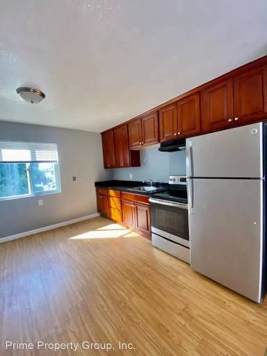 Main picture of Redwood Crest Apartments