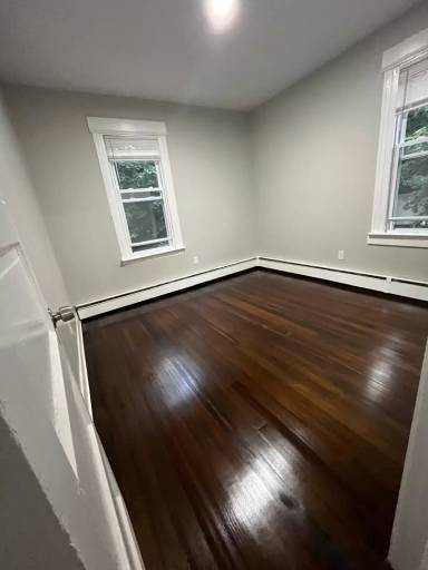 Main picture of 122 Plymouth St