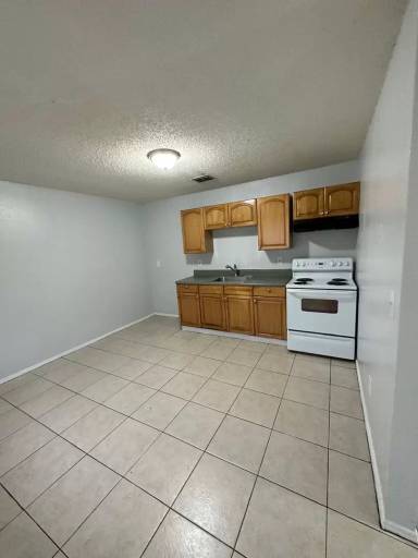 Main picture of Old Lady Cready Apartments