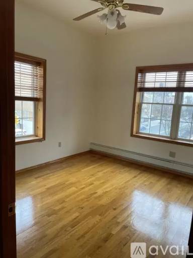 Main picture of 231 N 7th St