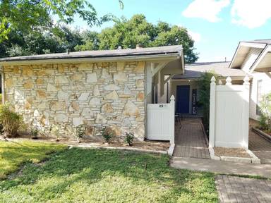 Main picture of 2501 Longmire Dr