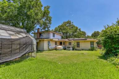Main picture of 1201 Whaley Dr