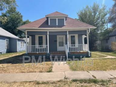 Main picture of 208 N Ash St