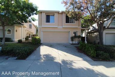 Main picture of 327 Orchard View Ave