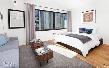 Main picture of 400 Grove St