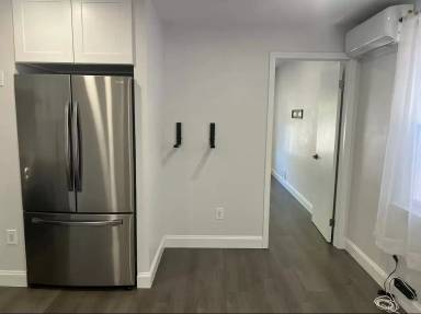Main picture of 709 Collfield Ave
