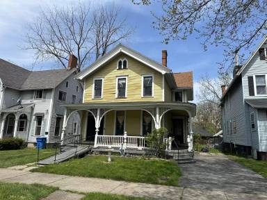 Main picture of 30 Jones Ave