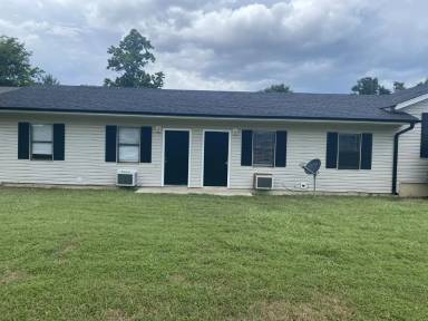 Main picture of 2643 Huntsville Rd