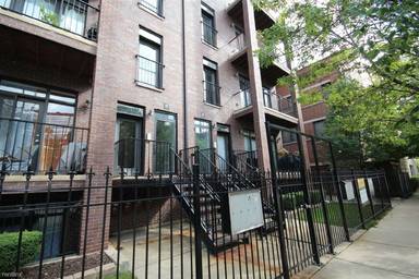 Main picture of 25 N Bishop St