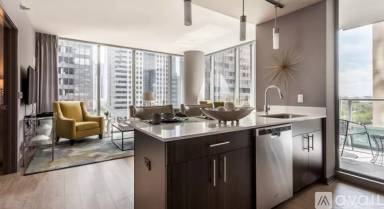 Main picture of 160 Michigan Ave