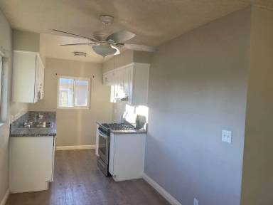 Main picture of 8720 Orion Ave