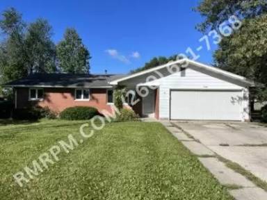 Main picture of 4108 E Saddle Dr