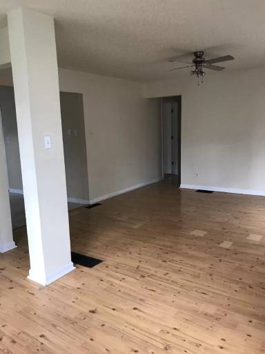 Main picture of 115 N Border St