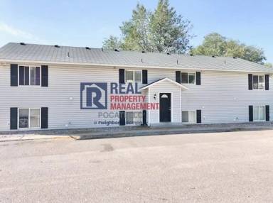 Main picture of 1120 E Poplar St